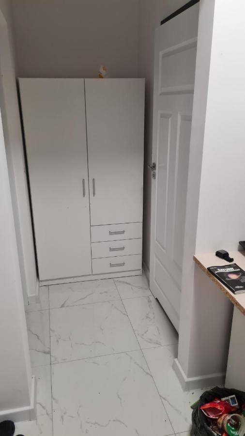 Rmf Naworol 10,,,, Wjazd Od Nr 6 Apartment Szczecin Exterior foto